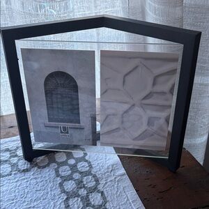 Umbra Modern Black Picture Frame